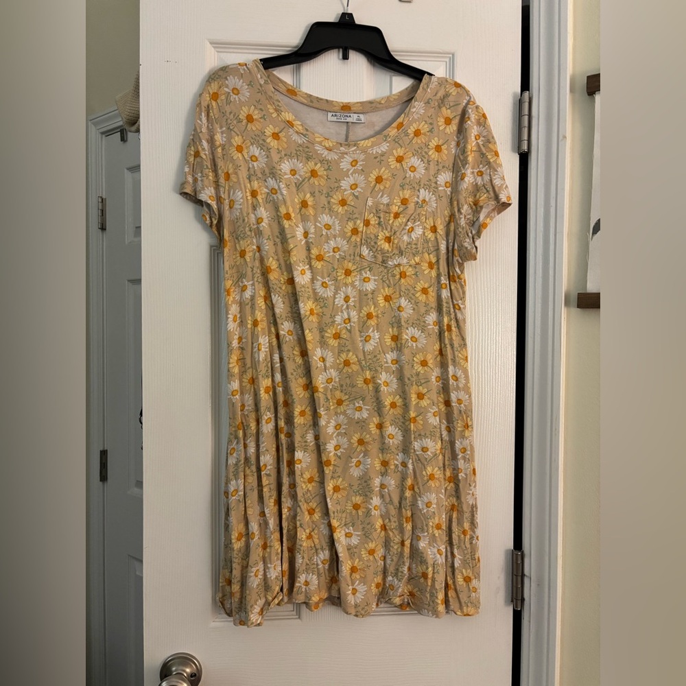 Arizona Jean Company Tan Floral Dress